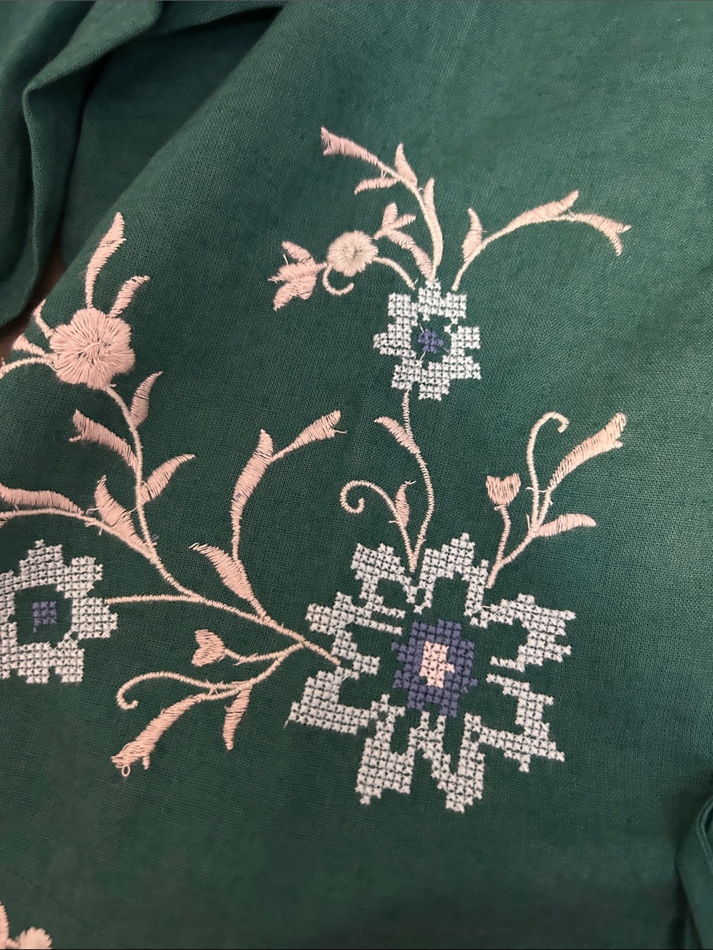 LOFT Emerald Green Embroidered Top - Picture 3 of 7